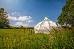 Beautiful 1-Bed Star Gazing Bell Tent Loughborough